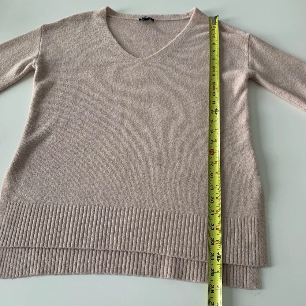 Express Soft V-Neck Sweater - Picture 7 of 7